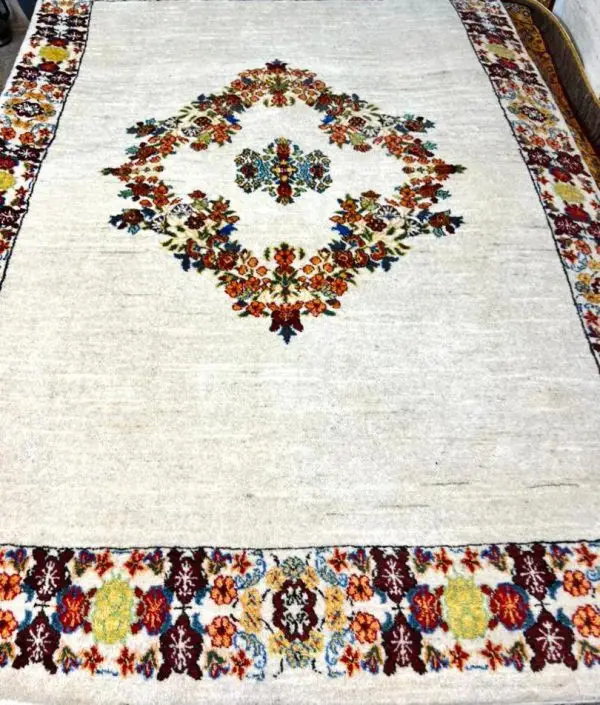 Bakhtiari carpet